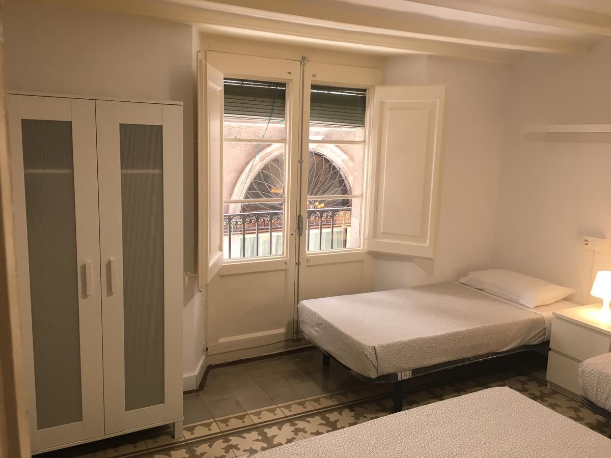 Barcelona 4 Fun Hostel — Photos 3